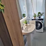 Felix House Park شقة